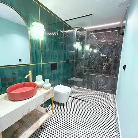 Lemon Apartment *