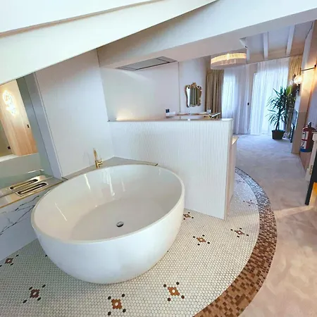 Lemon Apartment *